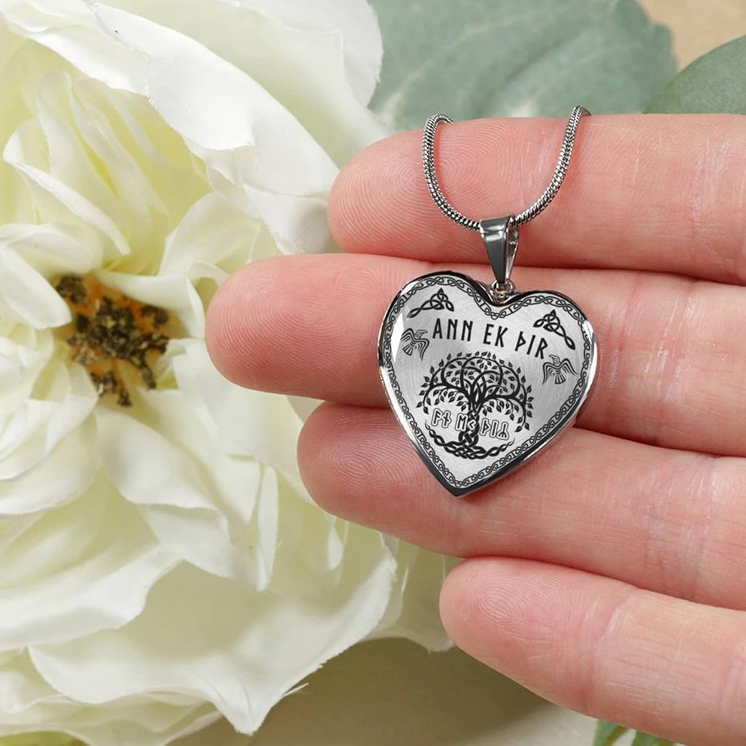 Miniatura 8 de Collar de runas vikingas con diseño de árbol de la vida pagano nórdico, regalo de Yggdrasil