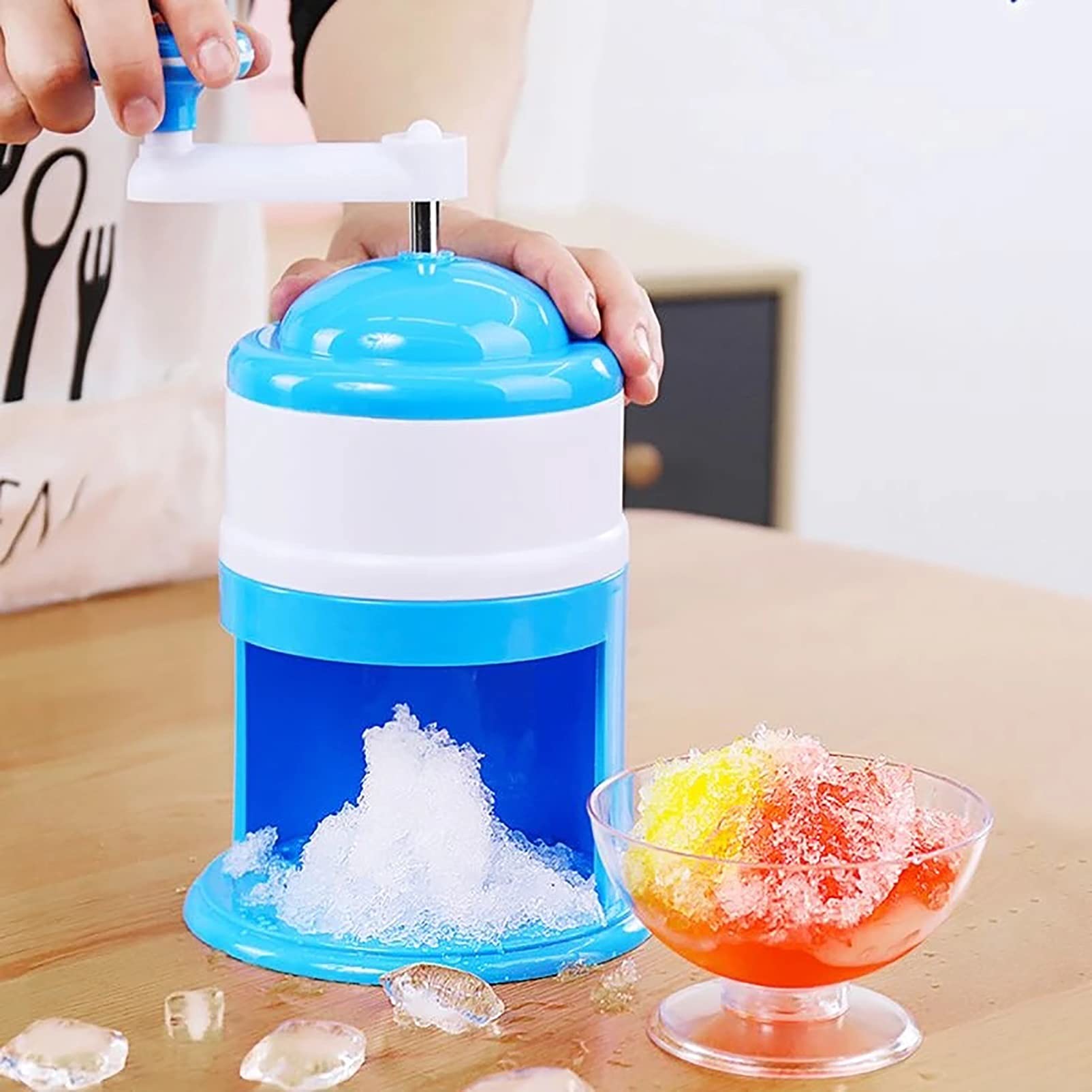 Slush-Maschine, tragbare Slushie-Maschinen und Schneekegelmaschine BPA-freier Eisrasierer Crusher Handheld Handstyle Schnee Manuelles Zerkleinern von Eismaschine Schneekegelmacher