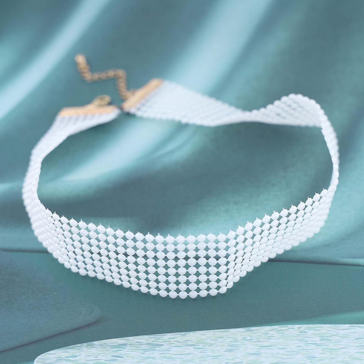 Andelaisi Boho Layered Pearl Necklace Choker Wide Rows Pearl Necklace Chain Multi Row Pearl Strands Necklace Vintage Imitation Pearl Bridal Necklace Jewelry for Women - Image 3