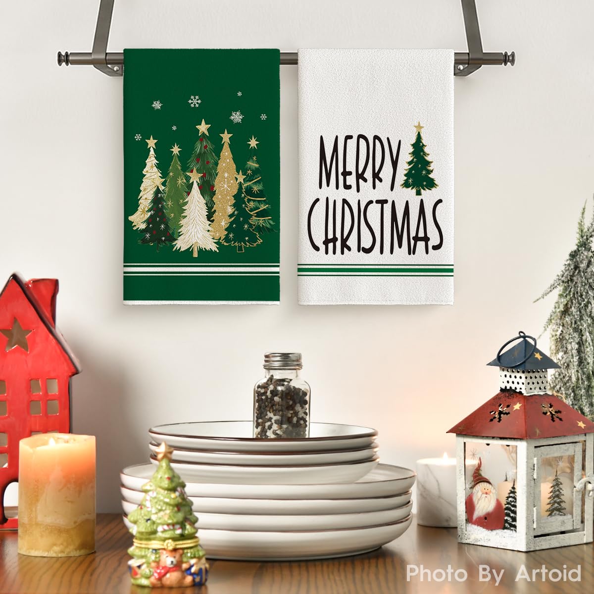 Condition photo showing New/Like New for Artoid Mode Green Sleigh Star Xmas Tree Merry Christmas Kitchen Towels Dish Towels, 18x26 Inch Farmhouse Holiday Winter Decoration Cleaning Set of 4