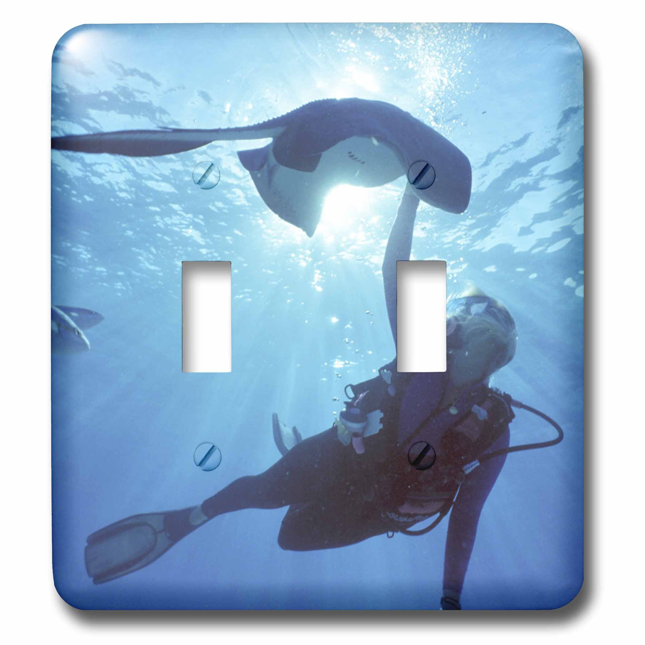 Snorkeling à Stingray City sur votre double interrupteur déco Caraïbes