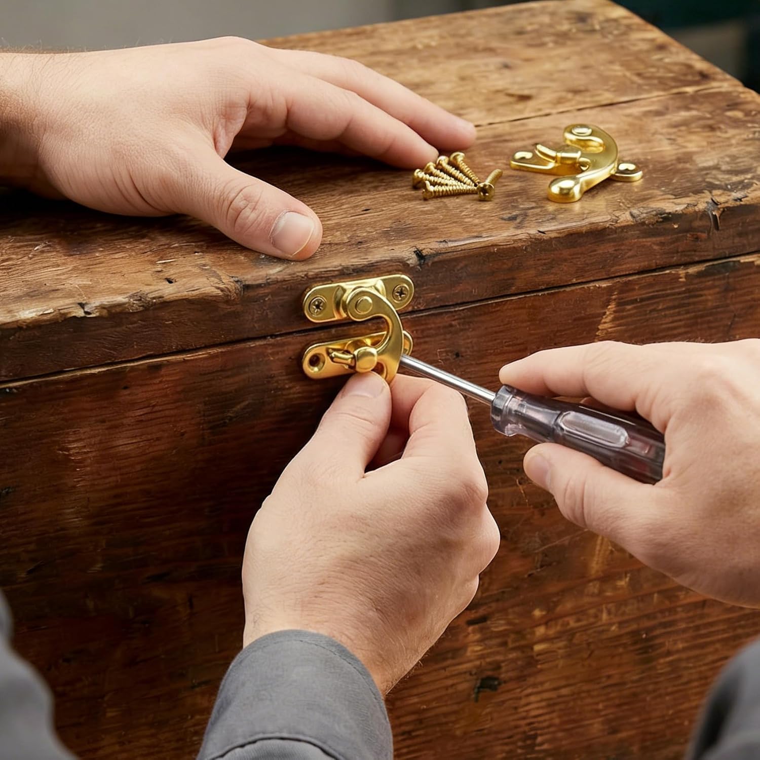 4 Pack Small Latches for Wooden Boxes, Antique Right Swing Arm Hasp Latch with Screw, Vintage Metal Lock Hook Closure Clasp Hardware for Jewelry Box Cabinet Suitcase- Gold