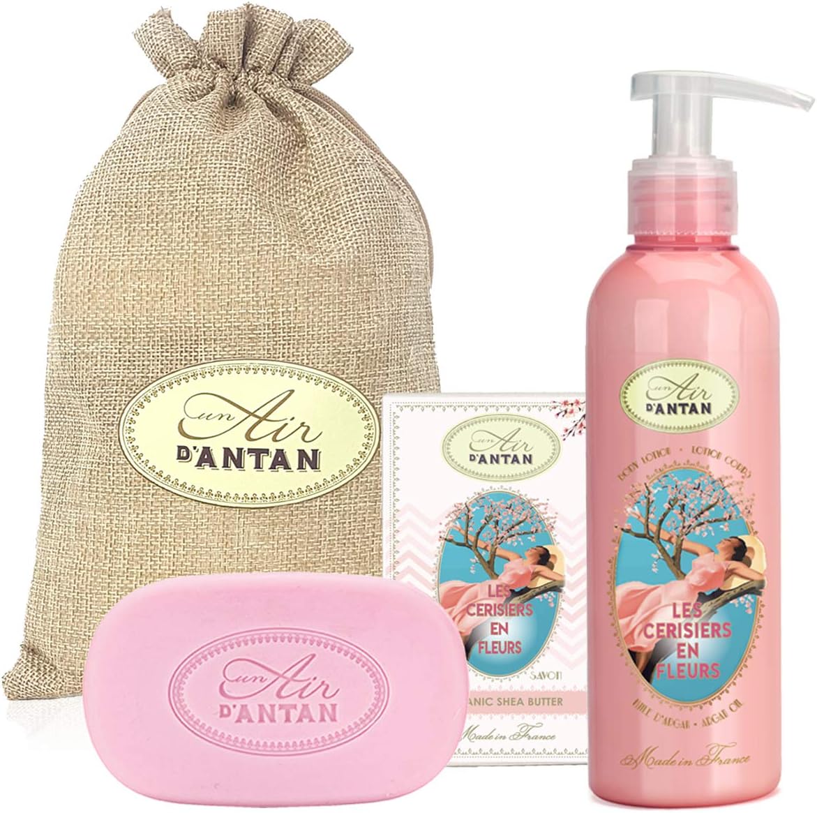 Un Air d'AntanCoffret Beauté Femme Fleur de Cerisiers, Lot Duo Bain & Soin 1 Savon aux Huiles Bio 100 g et 1 Lait Corps Hydratant 200 ml, Fleur de Cerisiers, Freesia, Idée Cadeau Noël ou