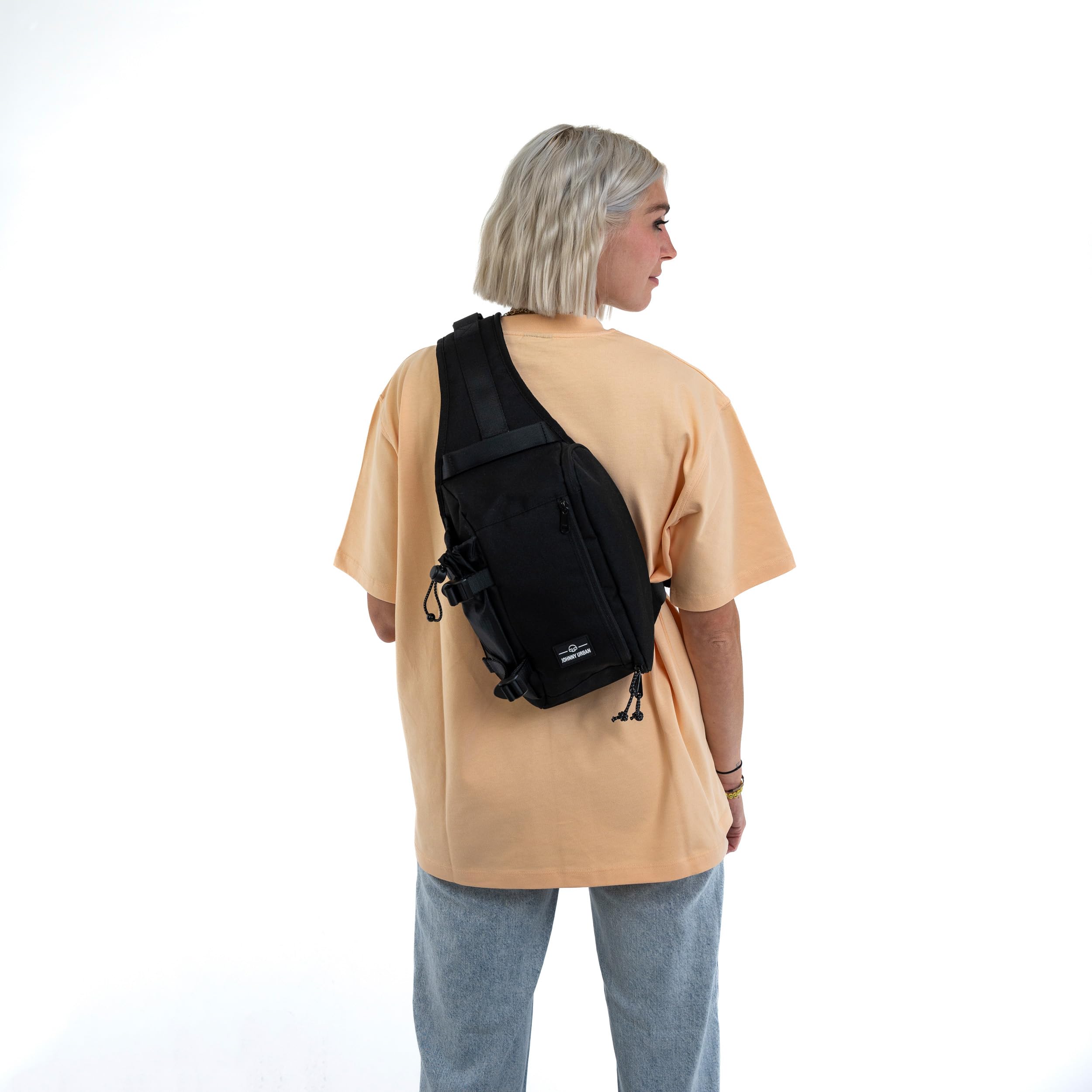 Johnny Urban Slingbag Damen Herren Schwarz - Charlie - Crossbody Schultertasche Travel Wandern Outdoor Reisen - Reißfestes & Langlebiges Material - Fach für Wasserflasche