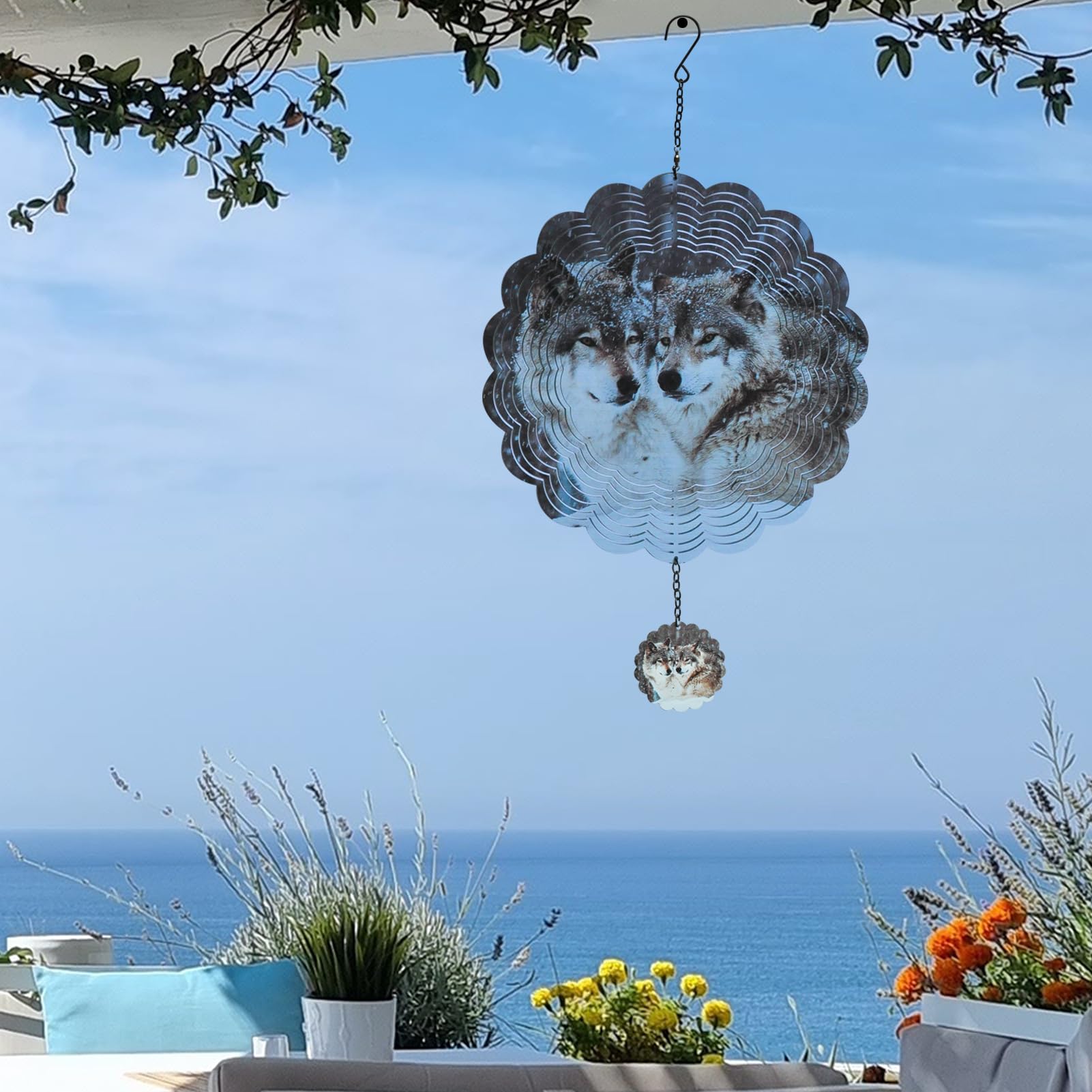 Outdoor Wind Spinner Metal Wolf Hanging Wind Sculpture 3D Garden Wind Spinners Patio Balcony Terrace Farmhouse Decor