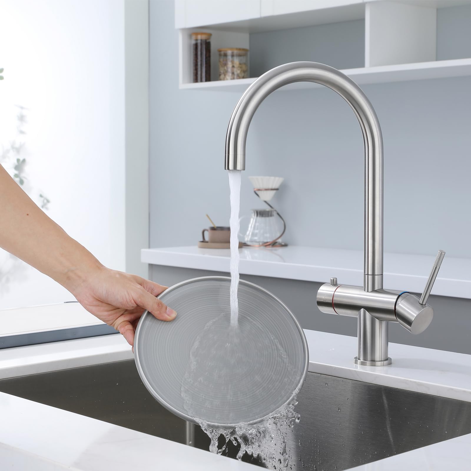 Robinet d'eau bouillante instantané complet avec réservoir et filtre 3 en 1 Robinet mélangeur d'eau bouillante de cuisine Distributeur d'eau chaude en acier inoxydable brossé