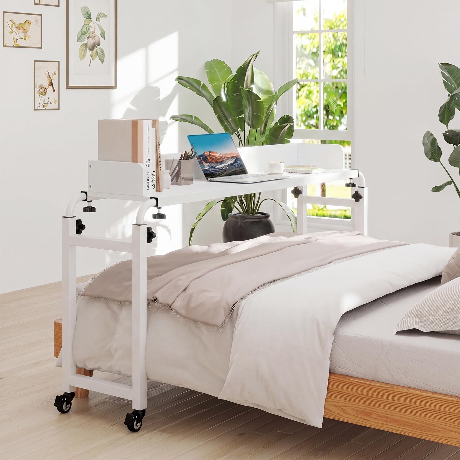 COSTWAY Table de lit Roulant, Bureau Mobile au-Dessus du Lit Hauteur(73,5 à 102 cm) et Longueur(135,5 à 206 cm) Réglable, Table d'appoint pour Ordinateur, pour Chambre, Canapé, Hôpital (Blanc)