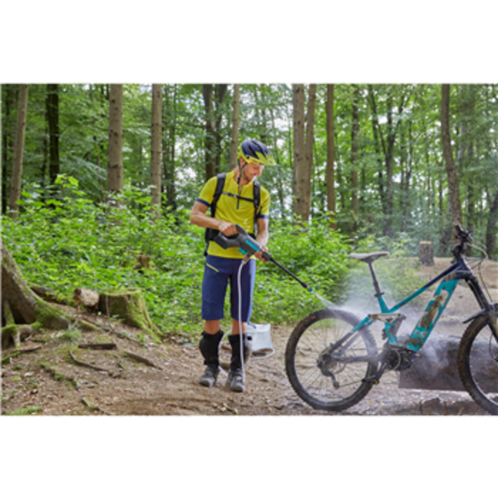 Gardena Akumulatorowa myjka średniociśnieniowa AquaClean 24/18V P4A – bez akumulatora: Regulowane ciśnienie wody, Dysze, Trzy tryby czyszczenia, przenośne narzędzie do użytku na zewnątrz (14800-55)
