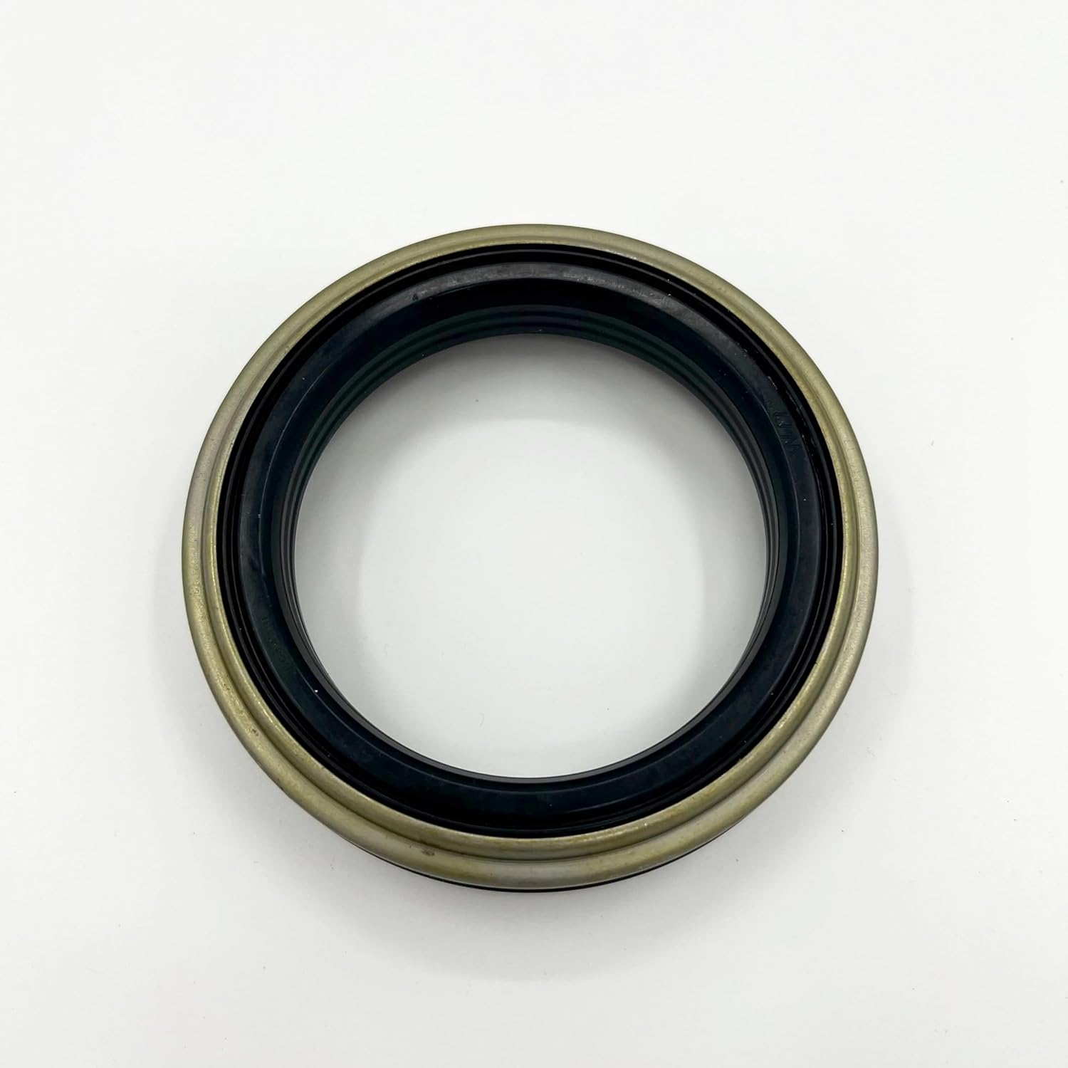 Oil Seal Rear Wheel Inner 80 * 113 * 20.6/24.1 for Isuzu NQR NPR-HD NPR 4HK1 4HE1 4JJ1 98-24