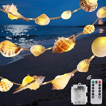 ديكور عيد الميلاد على الشاطئ QEQEKAKA، أضواء سلسلة صدفية بطول 8 أقدام و40 LED مع ضوء إكليل أصداف البحر الطبيعية عن بعد، لحفلات الزفاف في الحمام وديكور موضوع الشاطئ الساحلي للمحيط، وزخارف إكليل شجرة عيد الميلاد