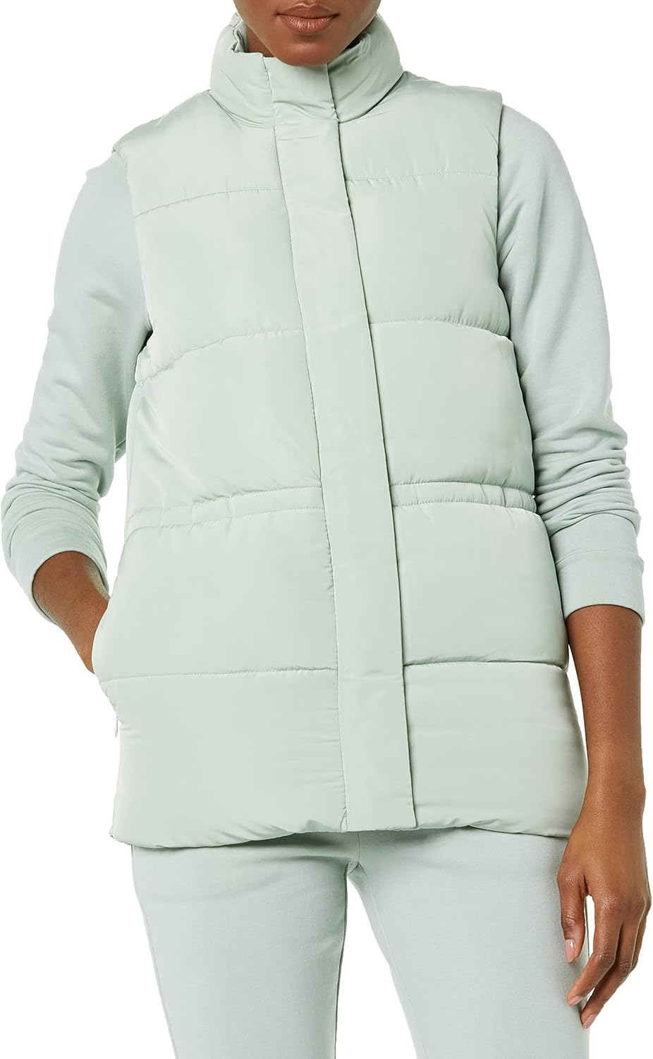 Amazon Aware Women's Relaxed-Fit Water Repellent Recycled Polyester Puffer Vest (Available in Plus Size) (Previously - Image 4