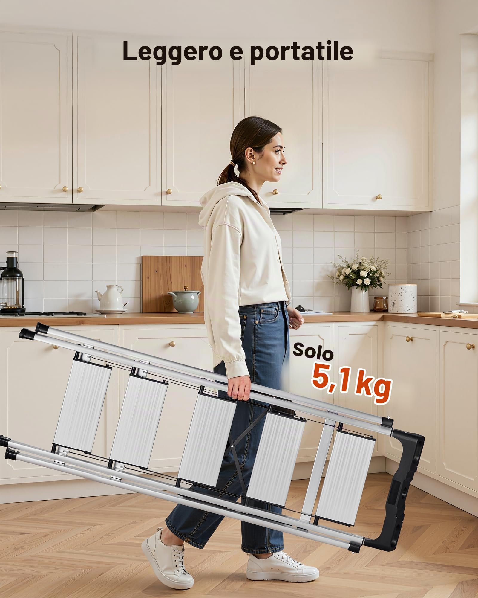 VEVOR Scaletta Pieghevole Salvaspazio con 5 Gradini con Ampio Pedale Antiscivolo e Impugnatura Comoda, Scala a Pioli Portatile in Alluminio con Capacità di 150 kg, Multiuso per Cucina, Magazzino