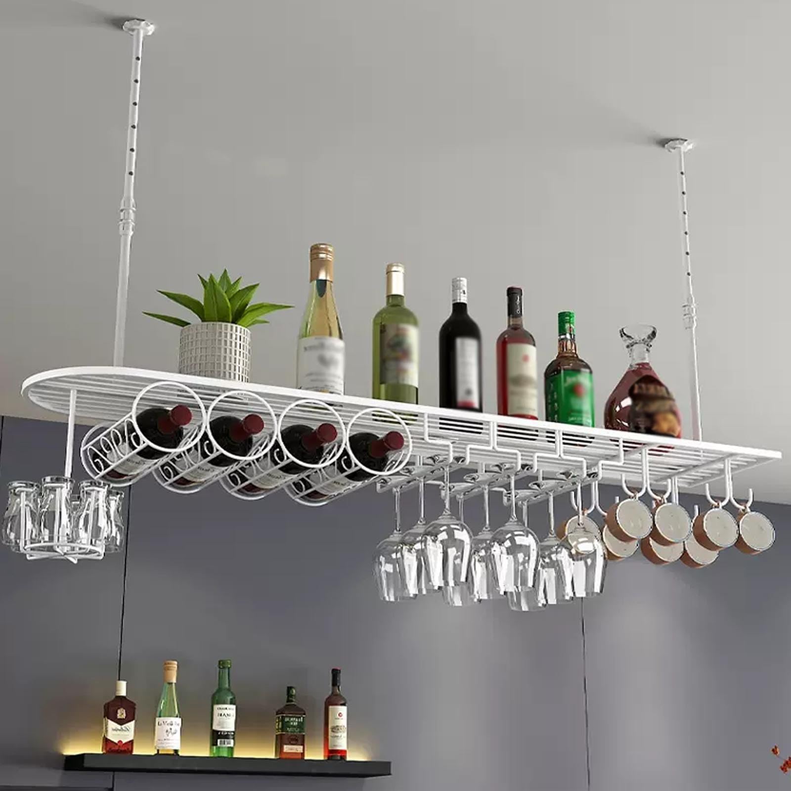 Étagères de rangement flottante pour optimiser l'espace d'un bar