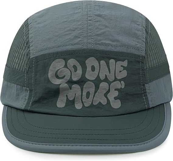 Clakllie Quick Dry 5 Panel Running Hat Breathable Mesh Hat Two-Tone Short Brim Hats Lightweight Baseball Cap Summer Sport Cap