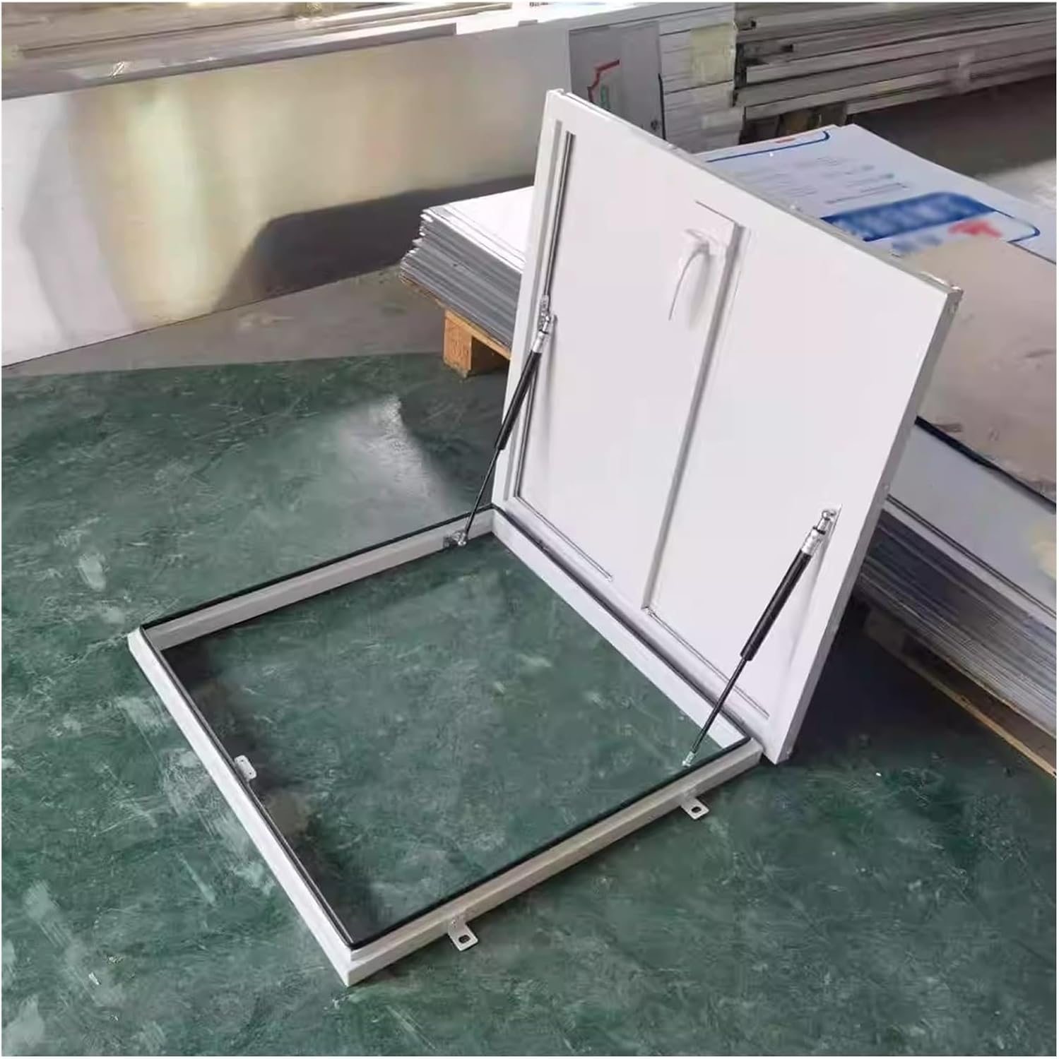 Waterproof Skylight Gas Hatch Cover 60x60cm, Lockable Access Door, Powder Coated Steel, Thermal Insulation, Ideal for Home & Commercial Roofs