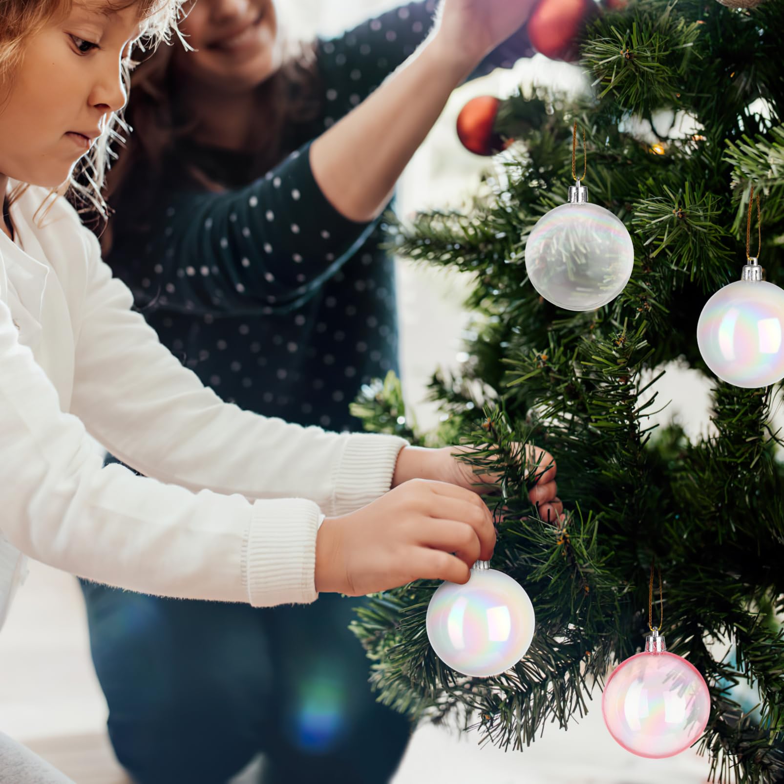 Homoyoyo 12Pcs Iridescent Christmas Balls,Clear Bubble Ornaments Balls Xmas Tree DIY Hanging Ball for Party Decor - Image 4