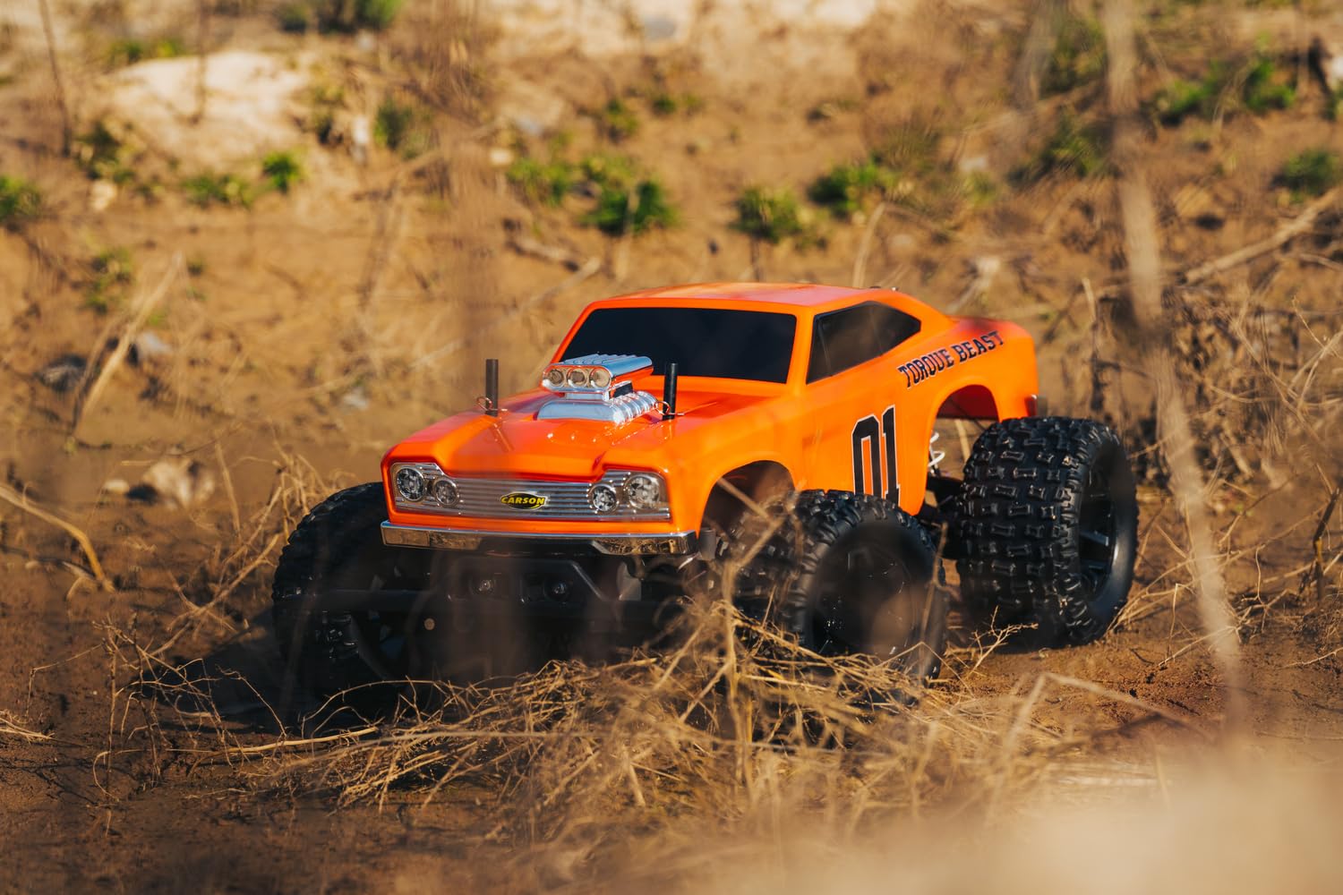 Carson Torque Beast – 1:10 RC Buggy 100% RTR, 2WD Hinterradantrieb, 2,4 GHz Fernsteuerung, Brushed Motor Typ 390, 30 km/h, Li-Ion Akku 7,4 V 1500 mAh, LED-Beleuchtung, orange