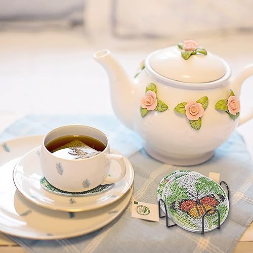 Vista 8 de FASHEWELRY 8 posavasos de pintura de diamante de mariposa de 4 pulgadas, posavasos de diamante 5D de granja de insectos verdes, kits de arte