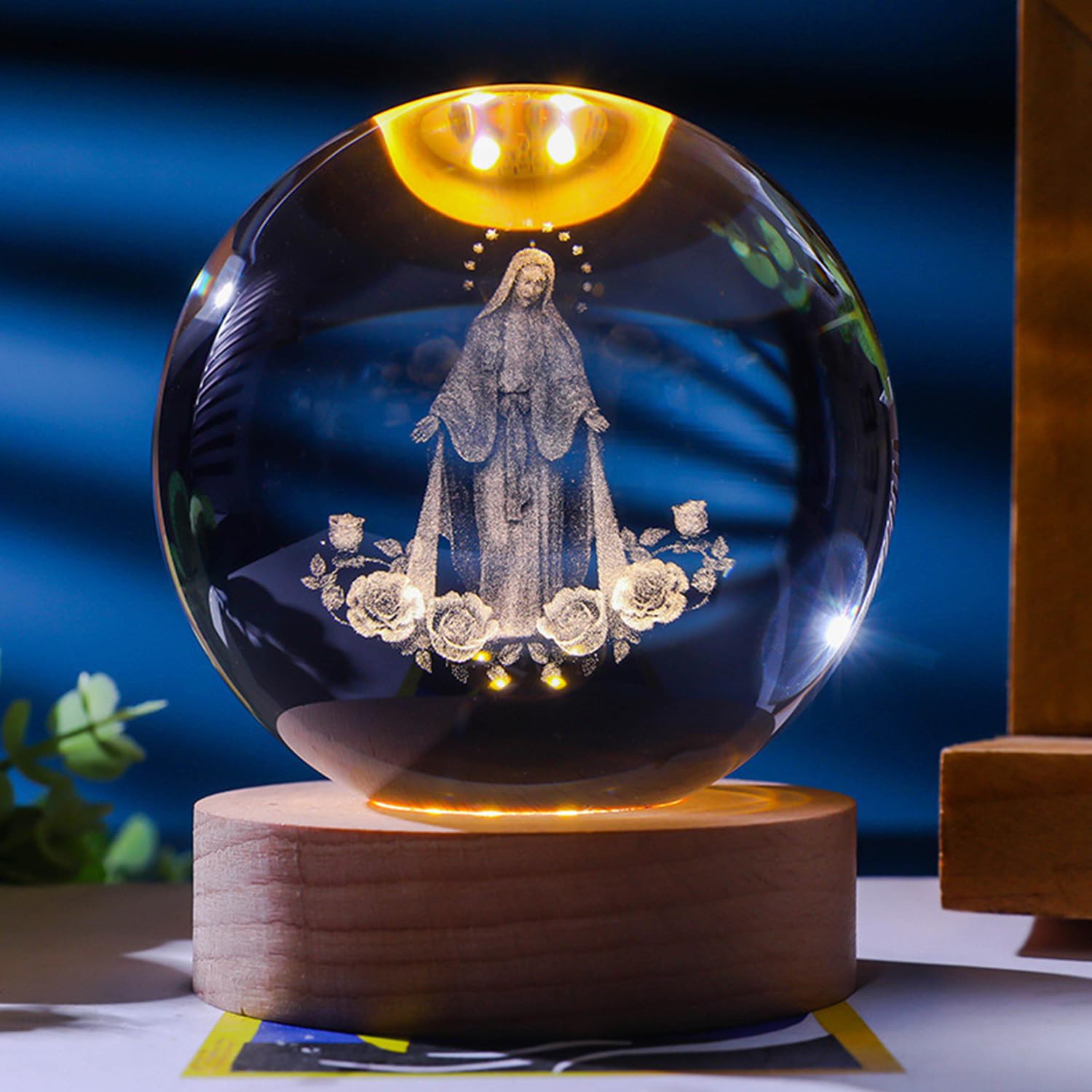 Creative 3D Jesus Crystal Ball, Glass Crystal Ball with LED Night Light & Wooden Base, Crystal Religious Gifts with Jesus Statue, Crystal Ball Night Light for Home Office Christmas Decoration (D)