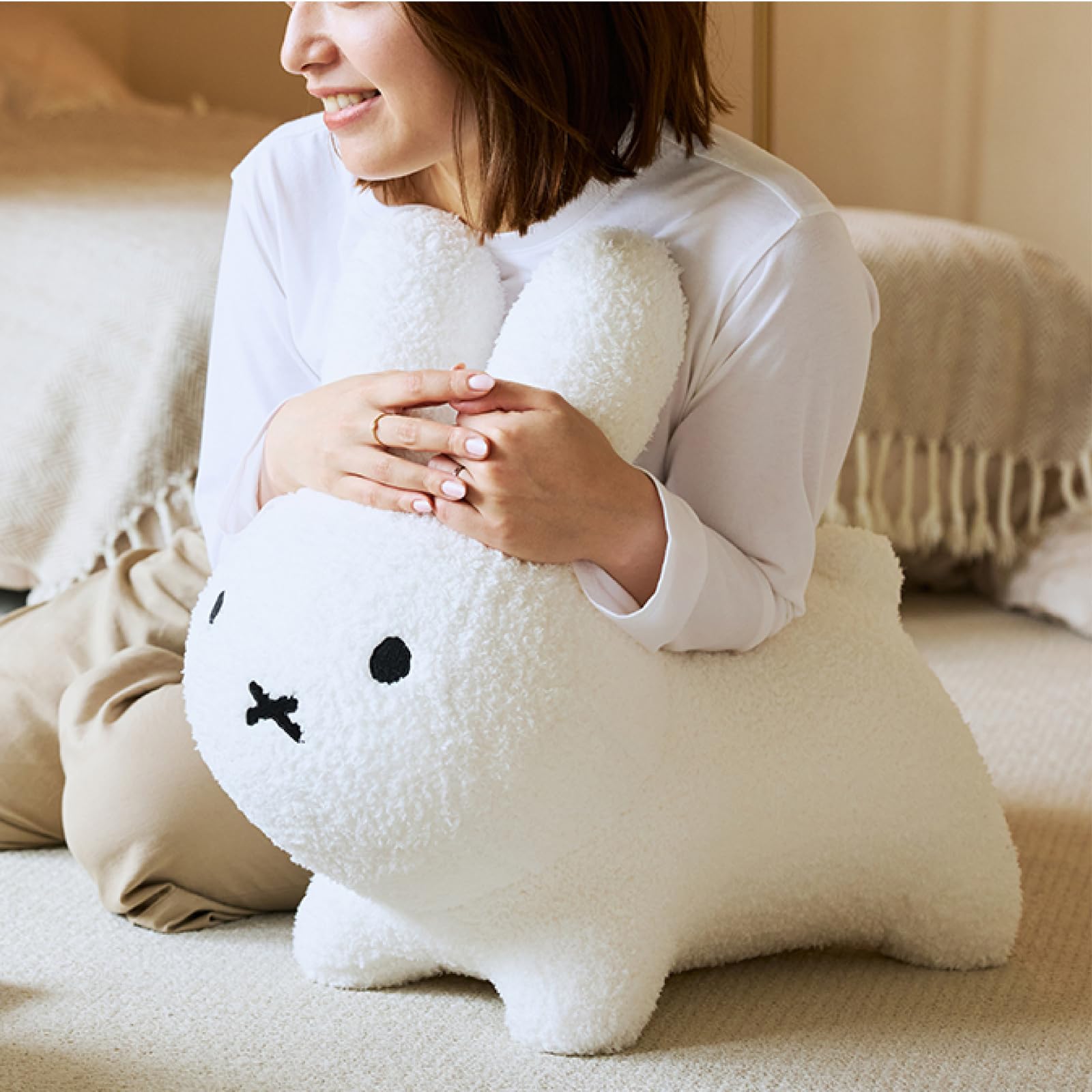 Amazon.co.jp: 【公式】アイデス ブルーナボンボン ふわモコ ラビット
