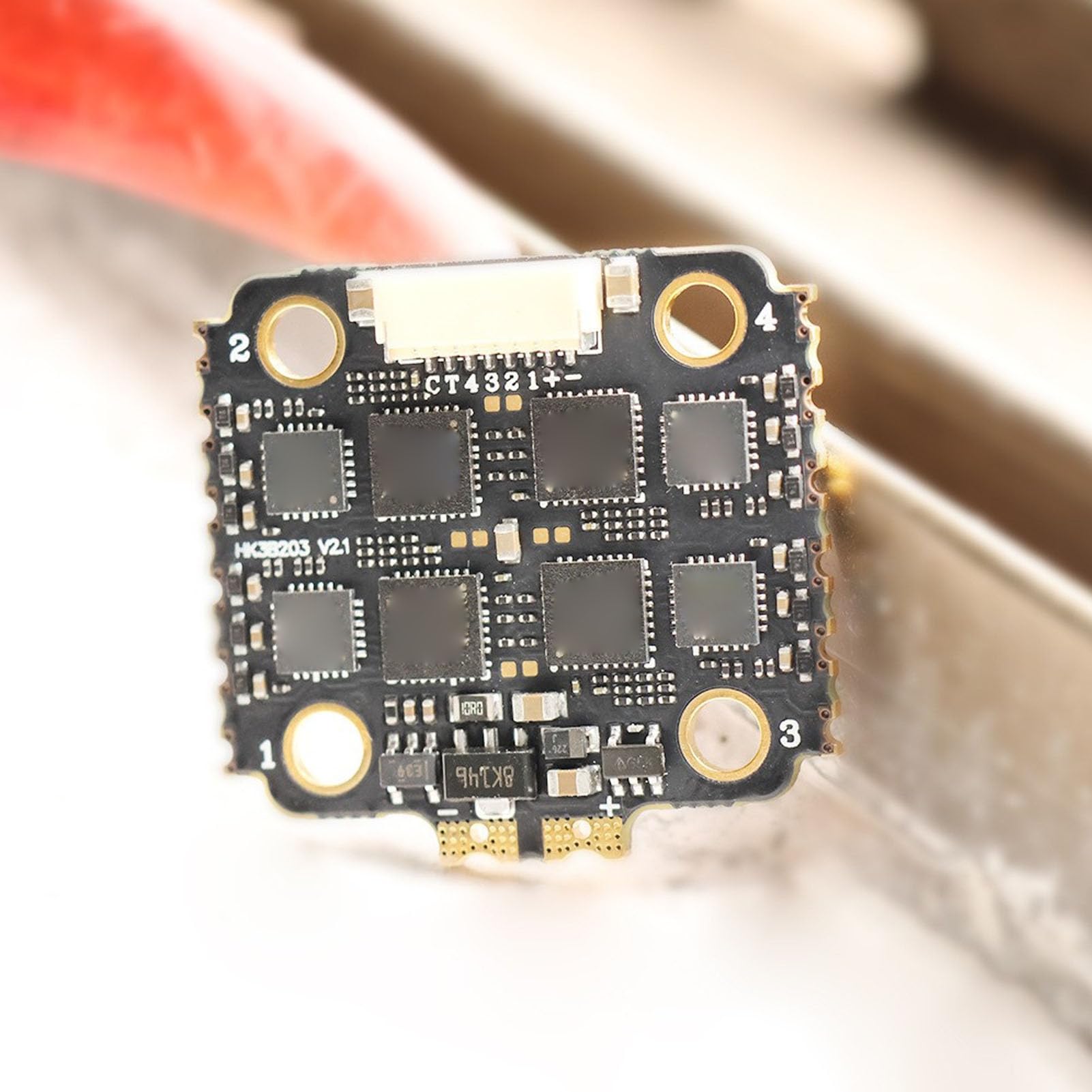 Dron 4 w 1 ESC, Bezszczotkowy Kontroler Prędkości 40 A do Quadkoptera Wyścigowego, protokół DShot600, Lekki i Kompaktowy dla Wysokowydajnych Dronów 2S-6S