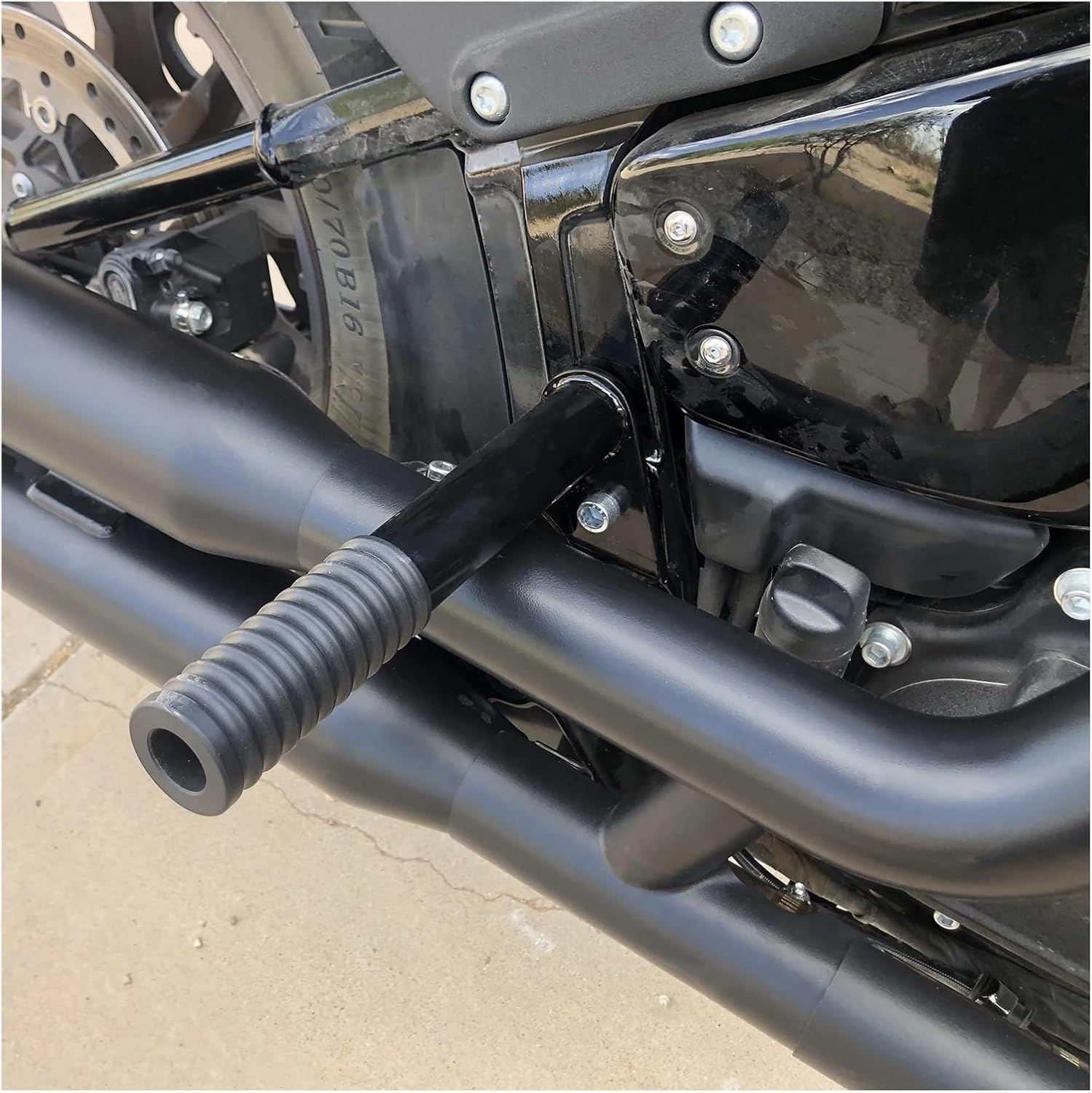 Motorcycle Front Rear Crash Bar Highway Peg Falling Protector Softail Street Bob Low Rider Heritage Classic 2018-2024(Front B)