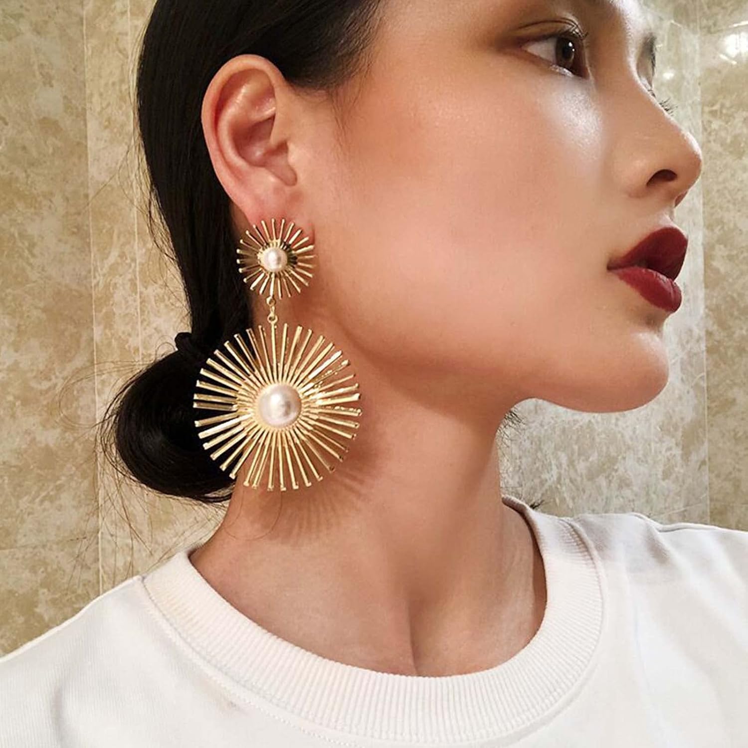 Yienate Large Sunburst Pearl Drop Earrings Studs Exquisite Pearl Dangle Earrings Exaggerated Bridal Pearl Earrings Sparkly Gold Prom Pearl Earring Jewelry Gift for Women Girls