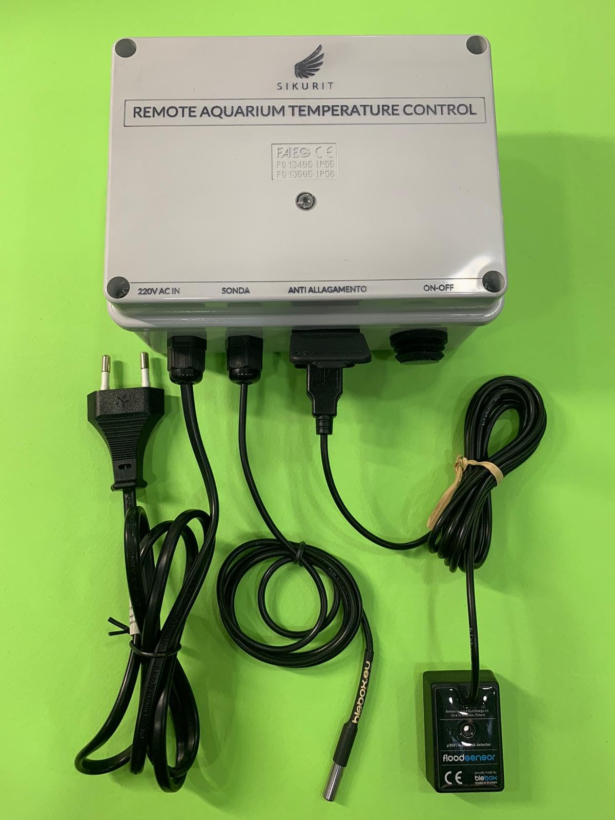Termometro smart anti allagamento WI-FI monitorabili a distanza da APP versione professionale - con storico temperature e notifiche in tempo reale - acquario marino reef e dolce - terrario