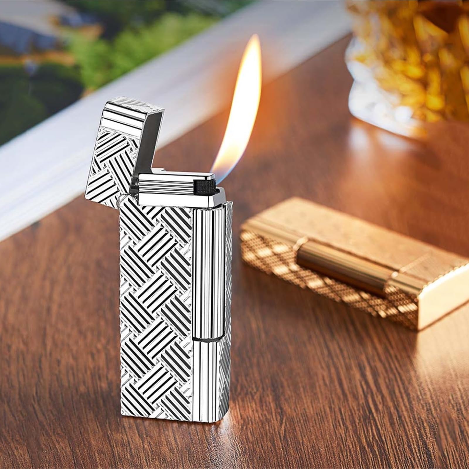 Mechero de butano, cuerpo de metal recargable, tamaño de llama ajustable, encendido deslizante lateral, ideal para velas, hogueras, regalos, elegante llama abierta, 4.9 pulgadas de longitud