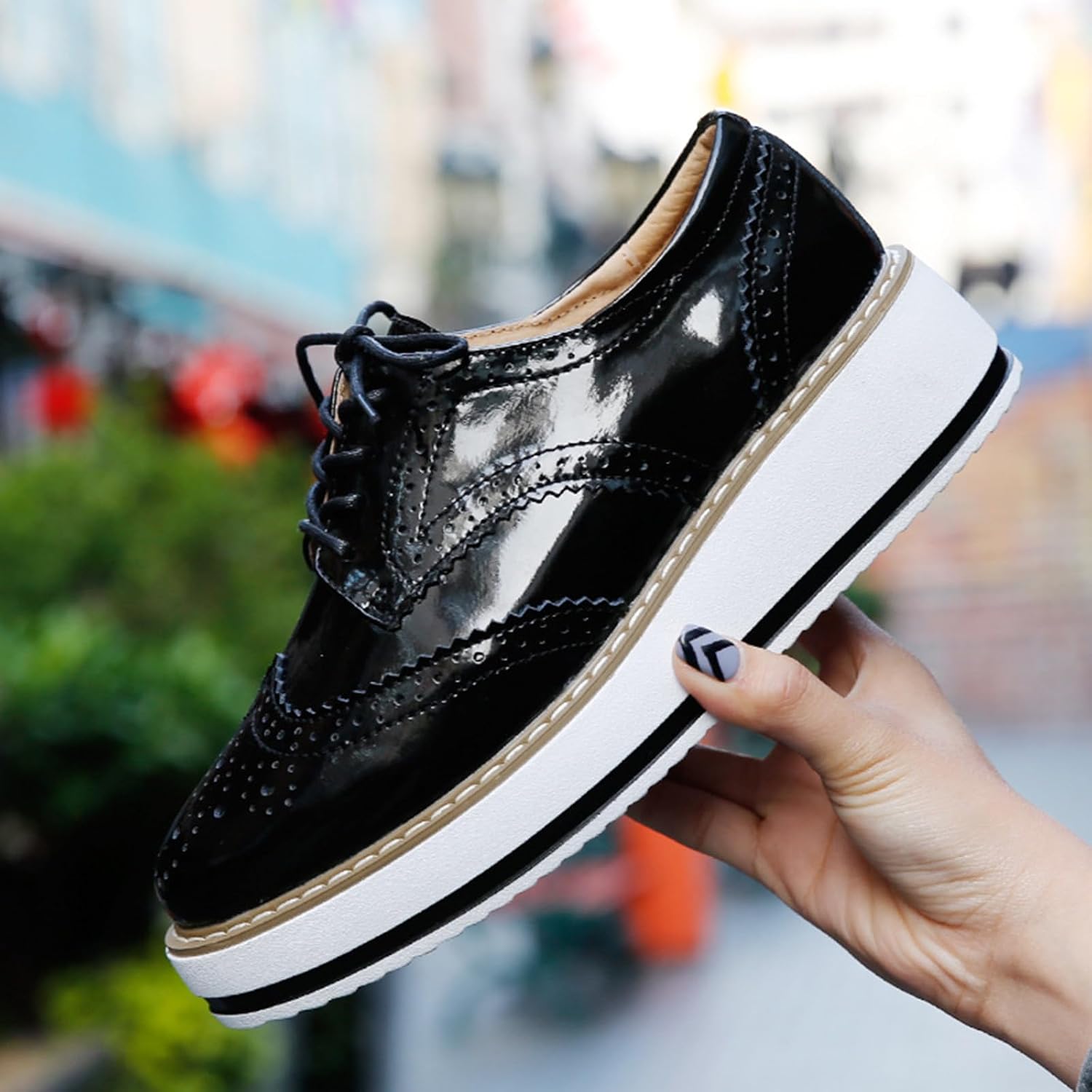 Women's Patent Leather Platform Wingtips Brogue Oxfords Fashion Lace-Up Round Toe Printed Wedge Dress Shoes Comfort Business Casual Formal Shoes
