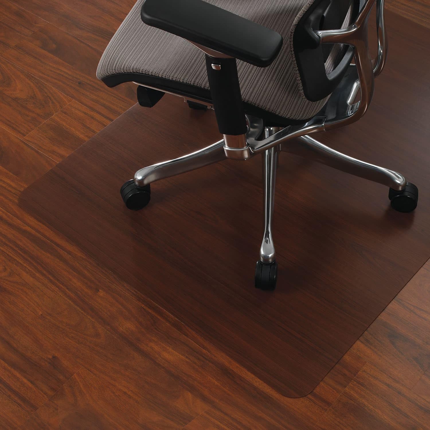 Staples 36-Inch X 48-Inch Wood Veneer Style Chair Mat for Hard Floors Cherry