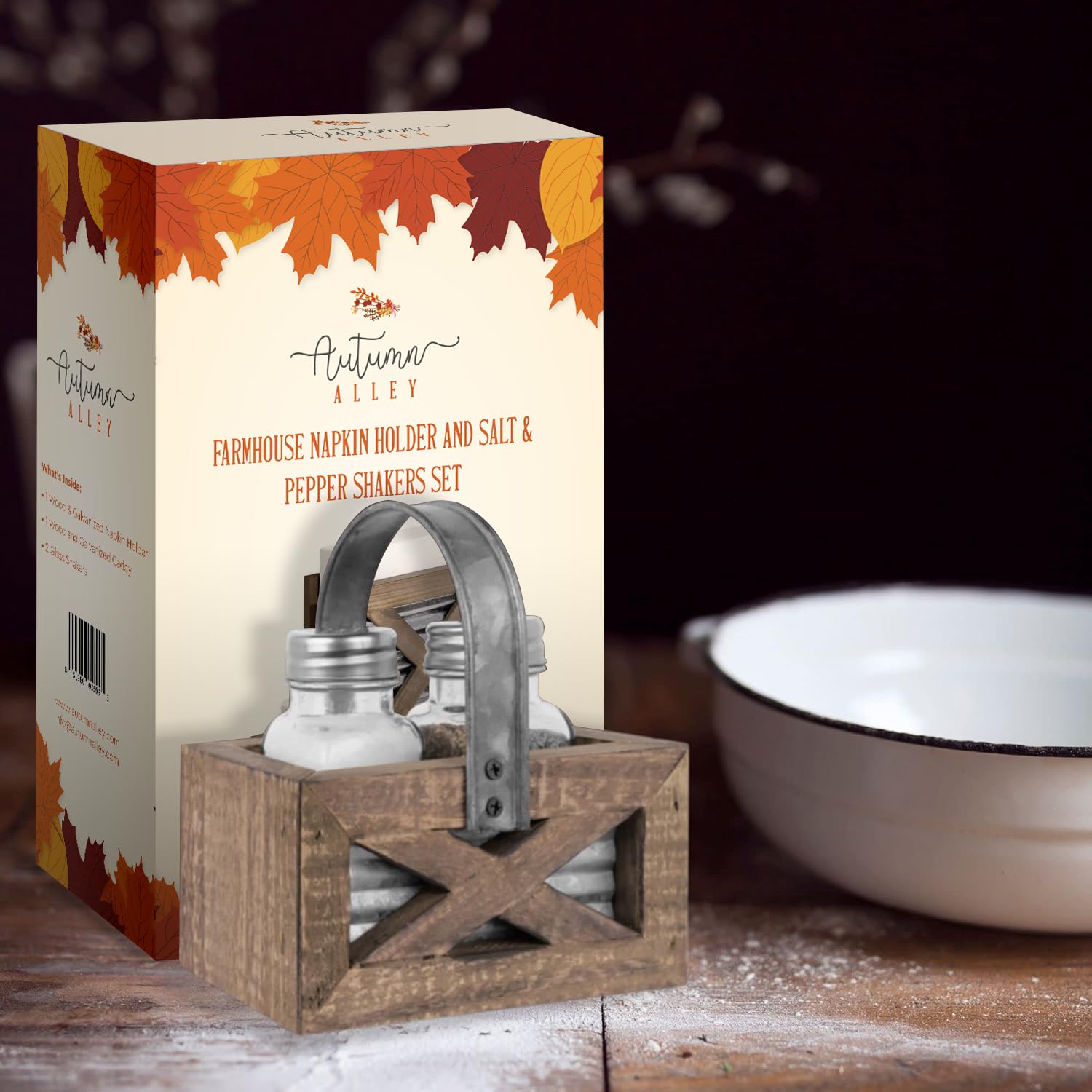 Autumn Alley Servilletero de granja y adorable juego de salero y pimentero de granja con soporte de madera, cocina occidental, metal galvanizado, servilletero rústico vertical, decoración rústica de
