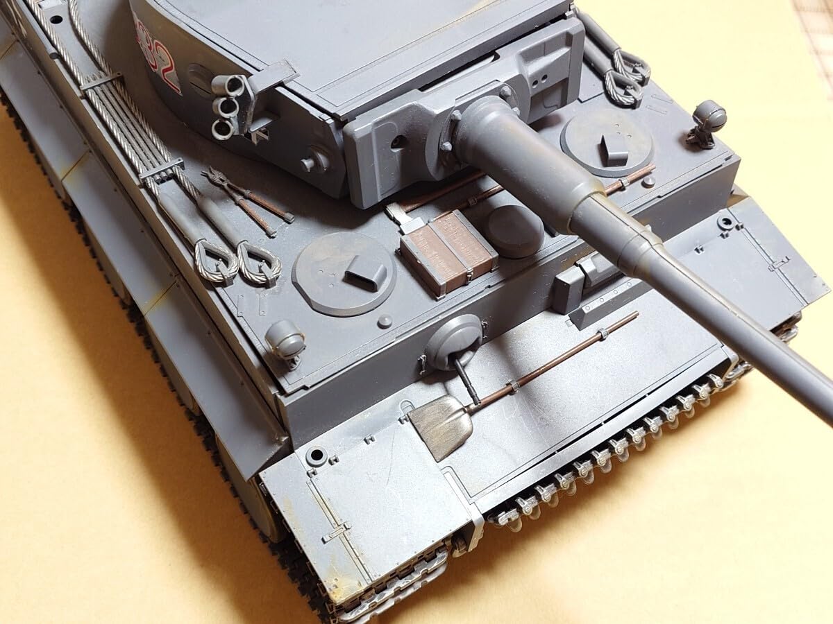 Amazon.co.jp: タミヤ 1/16 ラジオコントロールタンク ドイツ重