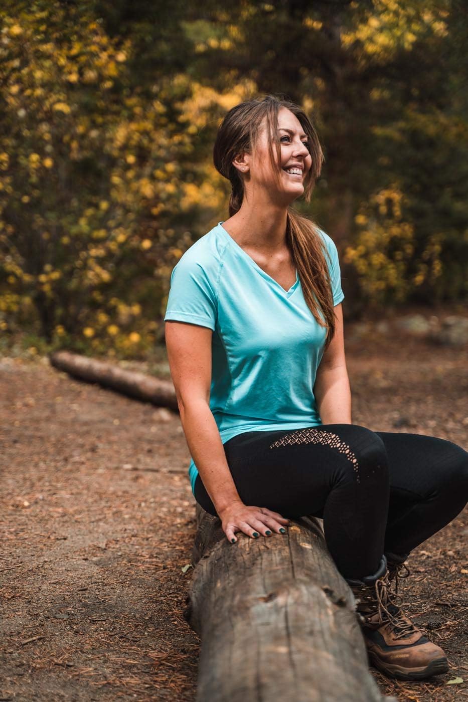 Fieldsheer Women's Mobile Cooling V-Neck Shirt