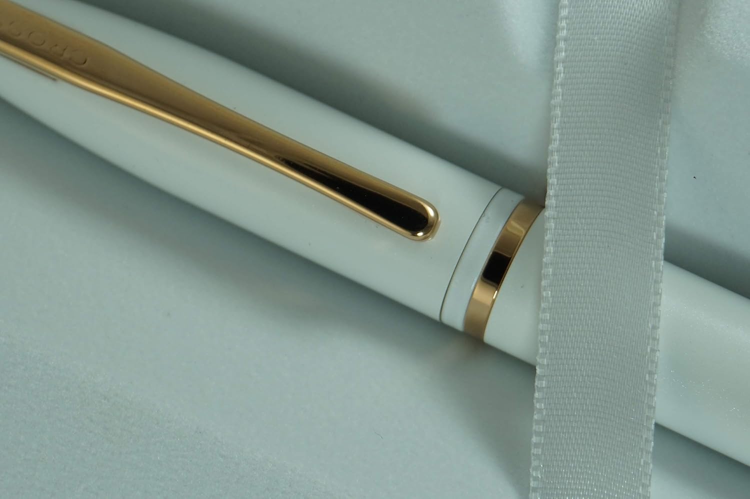 A.T. Cross Pearlescent White Medalist and 23KT Rose Gold Appointments and Cross signature mid Band Calaise Ballpoint Pen and two Bonus refills . A Gift Pen for Anyone and Any Occasion
