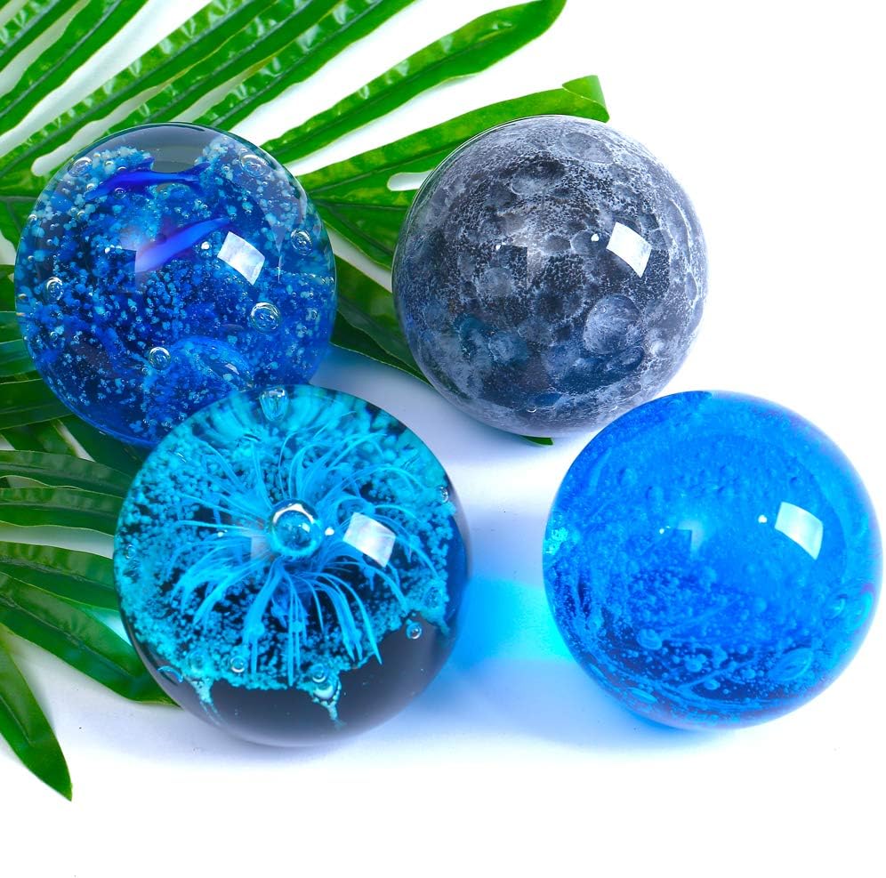 Amazon 手吹きガラスの青い花の球の置物 紙の重量のガラス玉 水槽水族館の海の植物の装飾 誕生日プレゼントの海の植物のコレクション ガラスの文鎮 置物 オブジェ オンライン通販
