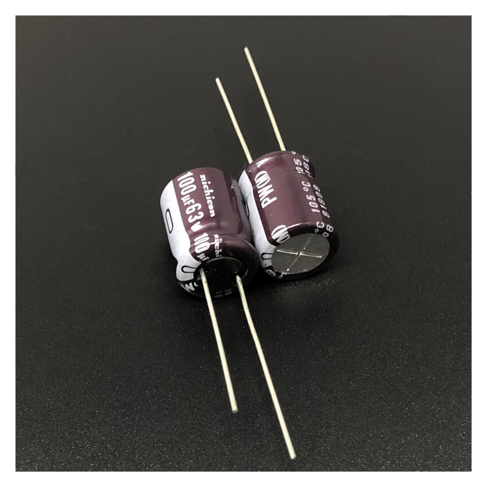 Condensateur 63V 100uF à faible impédance pour réduire le bruit thermique du signal