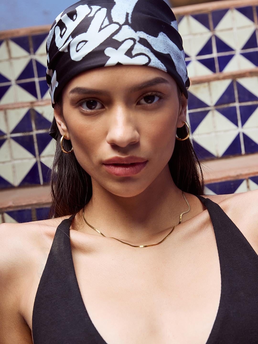 Ana Luisa Giulia Huggie Hoop Earrings for Women - Hypoallergenic Water-Resistant Tarnish-Free Chunky Earrings for Women - 14K Gold Plated & Silver Rhodium Plated Hoops - Small, Medium & Large Size - Image 8