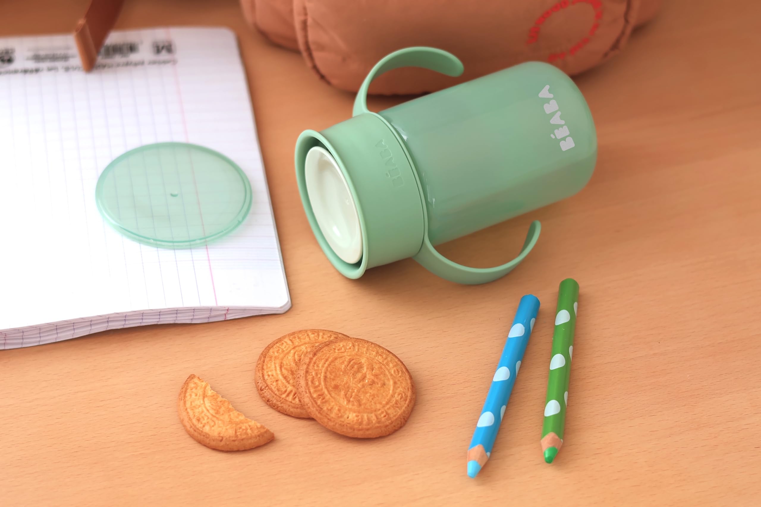 BÉABA, Tasse d'Apprentissage 360° avec Disque Anti-Goutte, Système Breveté Anti-Fuite, à partir de 12 Mois, Anses Amovibles, avec Couvercle hygiénique, Solide et Légère, 340 ml, Vert Sauge