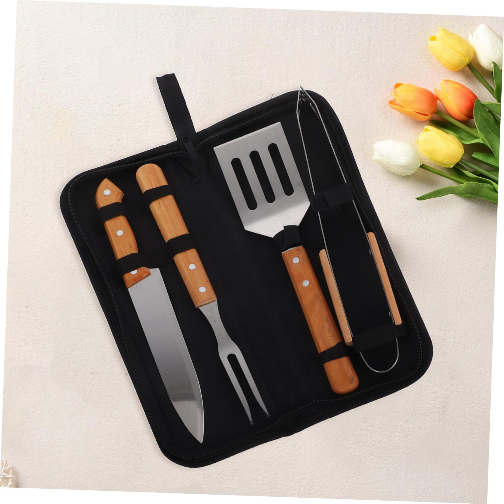 Grillbesteck mit Holzgriff Teiliges BBQ Zubehör für Outdoor Camping und Garten Tragbares Grillwerkzeug mit Spatel Zange und Messer im Praktischen Transportbeutel