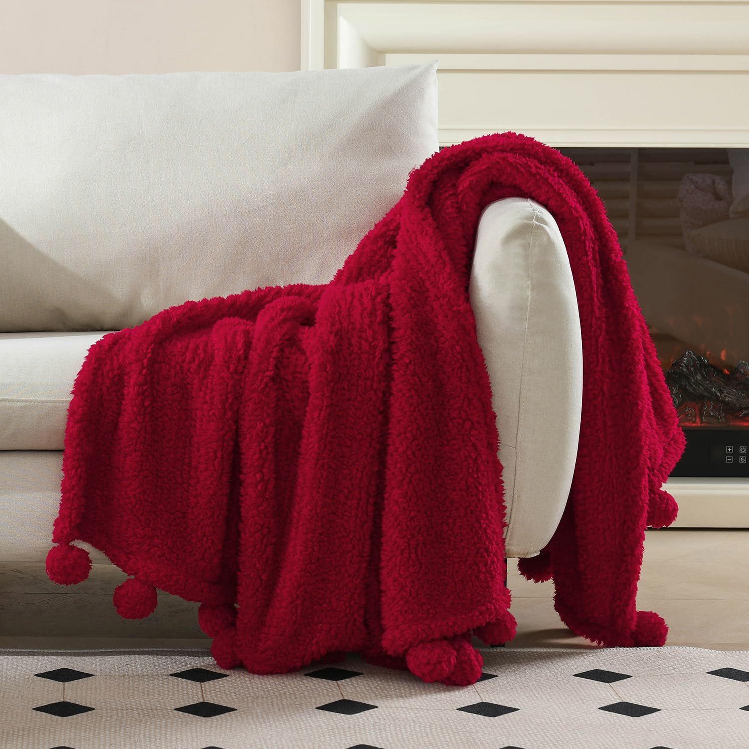 HORIMOTE HOME Christmas Throw Blanket, Soft Cozy Fleece Sherpa Throw with Pompom Fringet,Red Reversible Warm Blanket for Sofa, Couch, Bedroom,Travel, 152x203cm