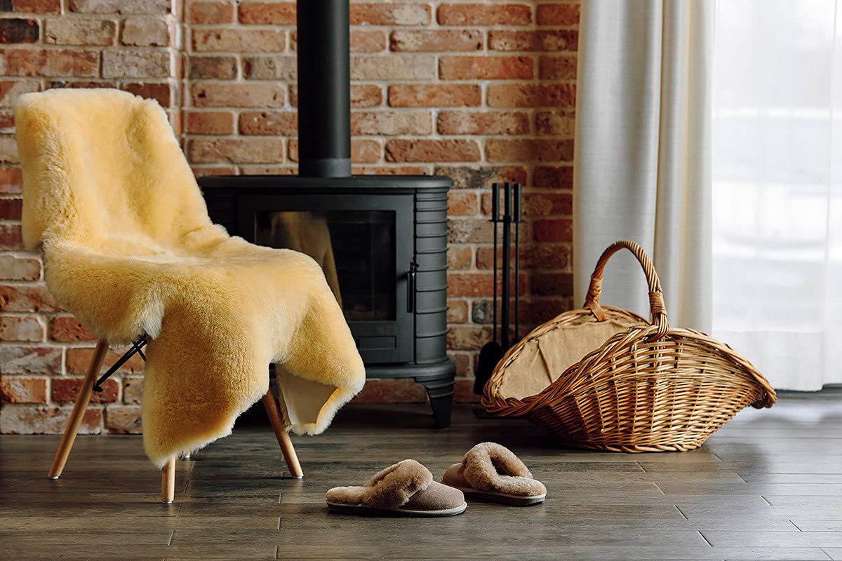 Vanuba - Tapis Naturel en véritable Peau de Mouton 90-100 cm, Doux et Chaud pour séjour, Descente de lit ou Coin Cosy - Confort et décoration chaleureuse