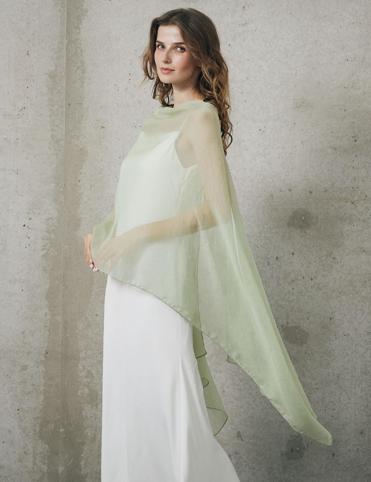 BEAUTELICATE Chal de Crepé Chiffon para Mujer Capa Gasa Fiesta Ligera para Novias Bodas y Vestidos de Noche