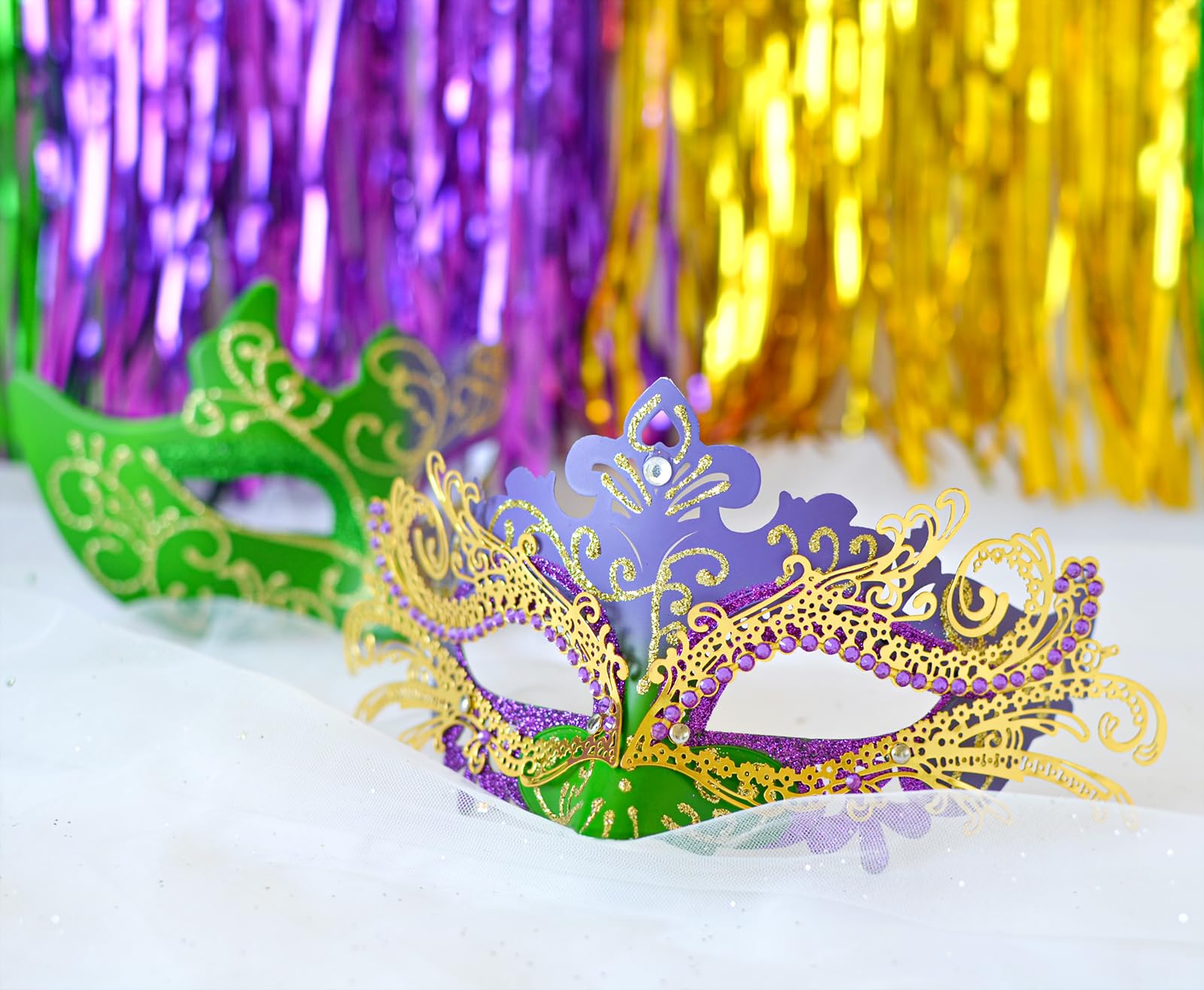 MYSEUNI Mardi Gras Mask for Women & Mens Venetian Carnival Mask, Shiny Rhinestone Masquerade Party Mask Set - Image 4