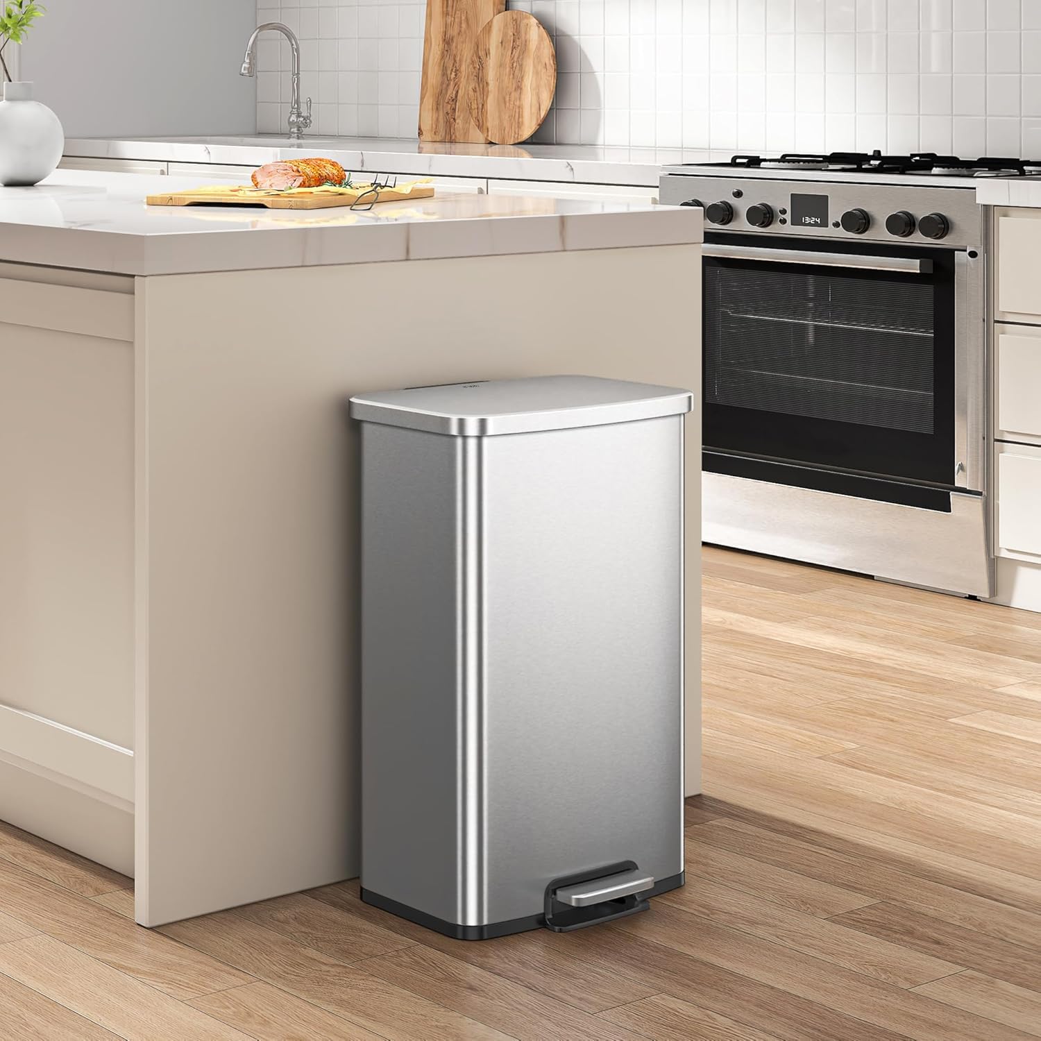 EKO Titus - Pattumiera da Cucina, 50 l, con Pedale e Coperchio con Chiusura Morbida, in Acciaio Inox, Anti-Impronta, Cestino Moderno e Robusto, Grande capacità per Il Riciclaggio