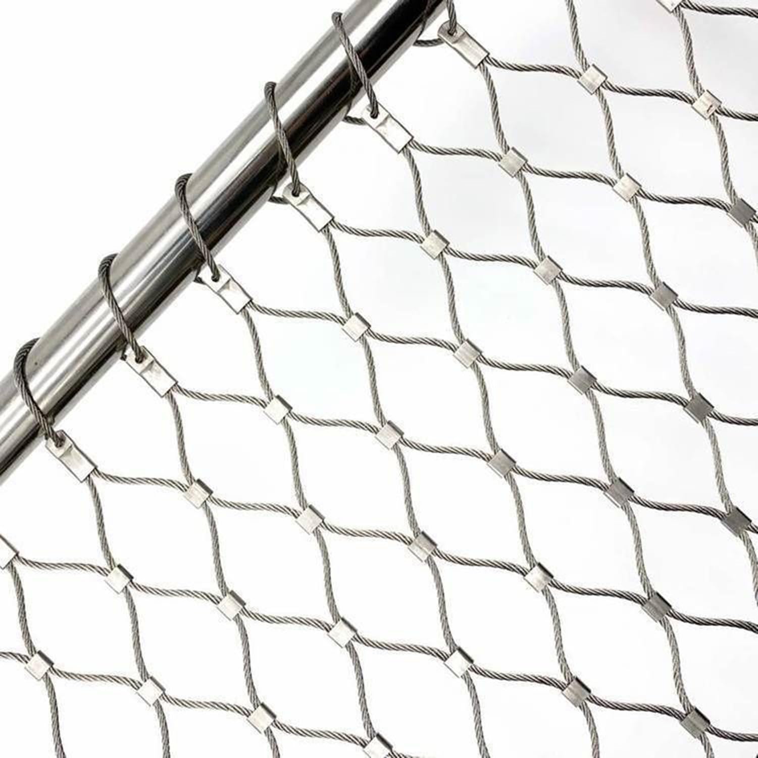 Clôture flexible en treillis métallique résolvant les limites