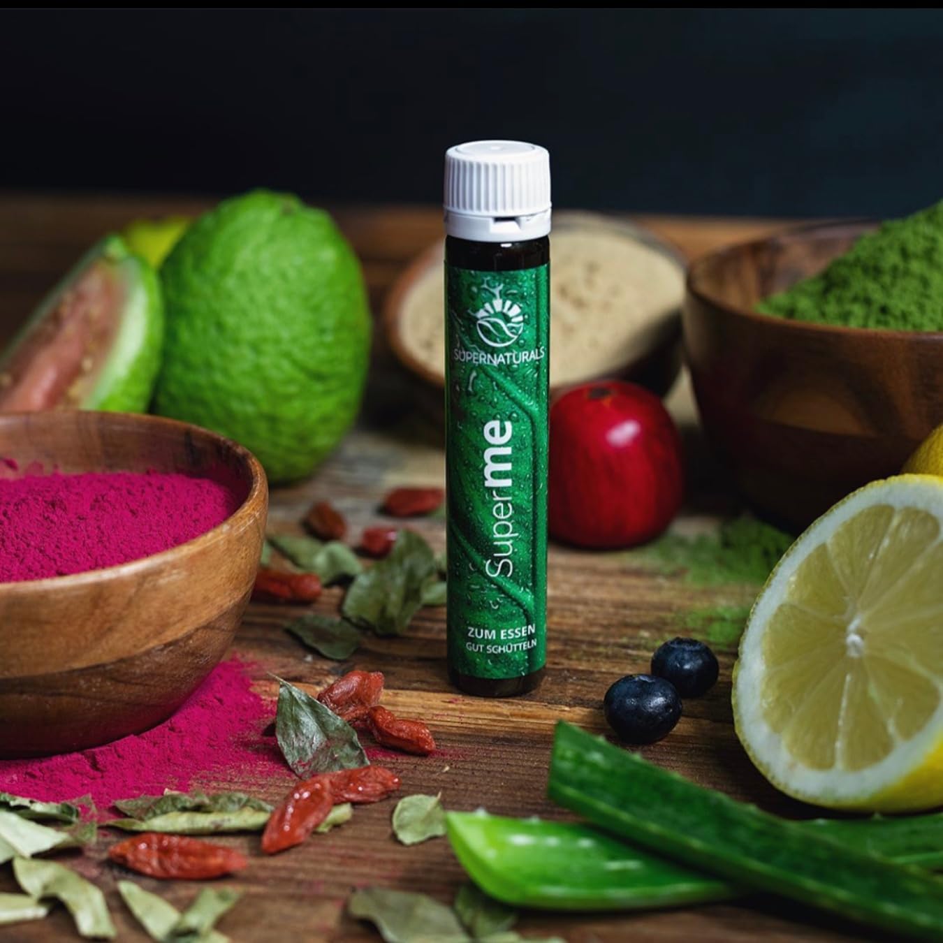 SuperME flüssiger Nährstoffkomplex, 43 Vitamine & Vitalstoffe für Energie, Immunsystem uvm., 100% vegan, 90 x 25ml Trinkampullen, 90 Tage Kur | Supernaturals