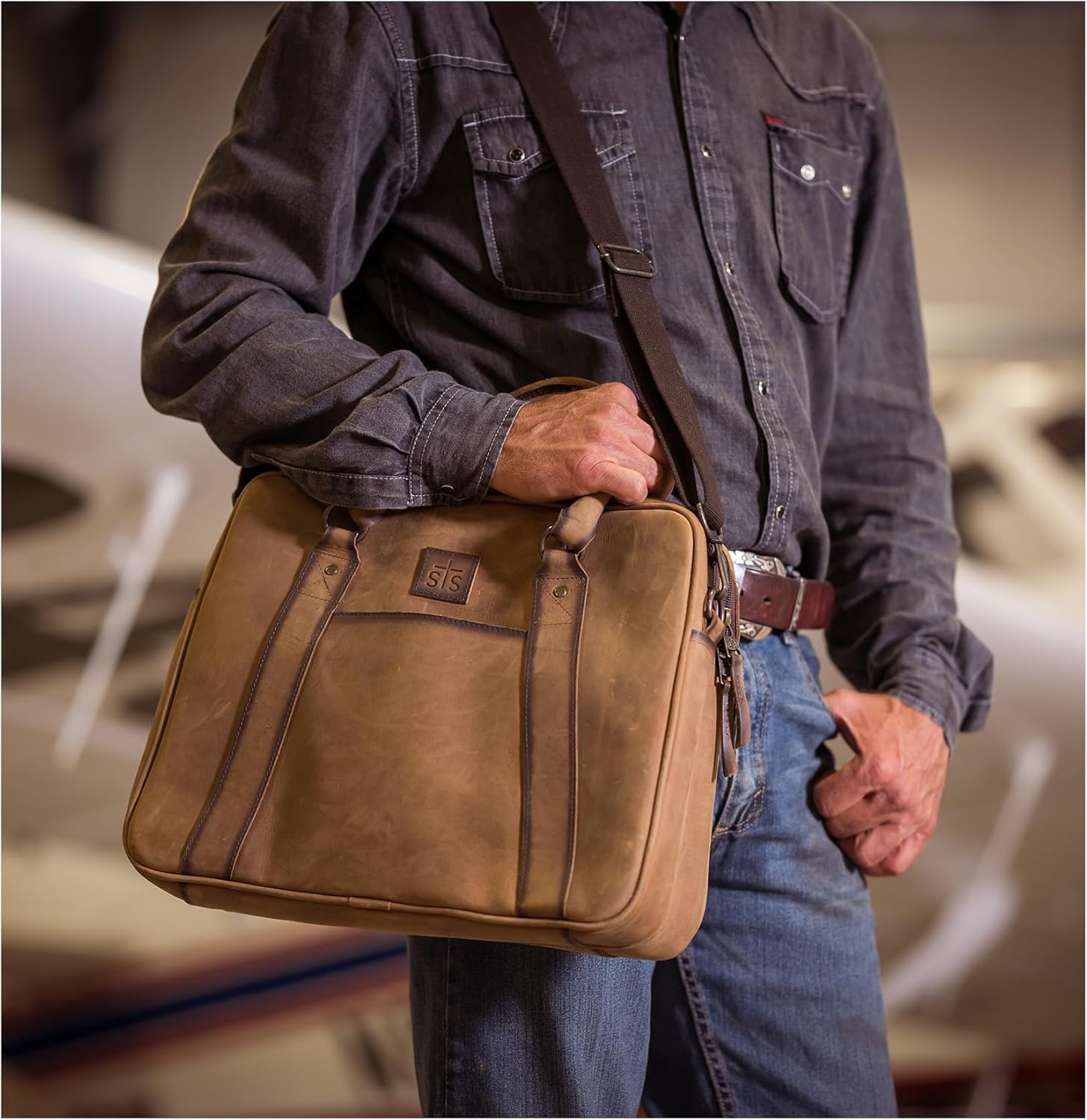 STS Ranchwear Foreman Full-Grain Briefcase Double Zip Closure with Pull Removable Leather Strap, STS-34313, Veg-Tan