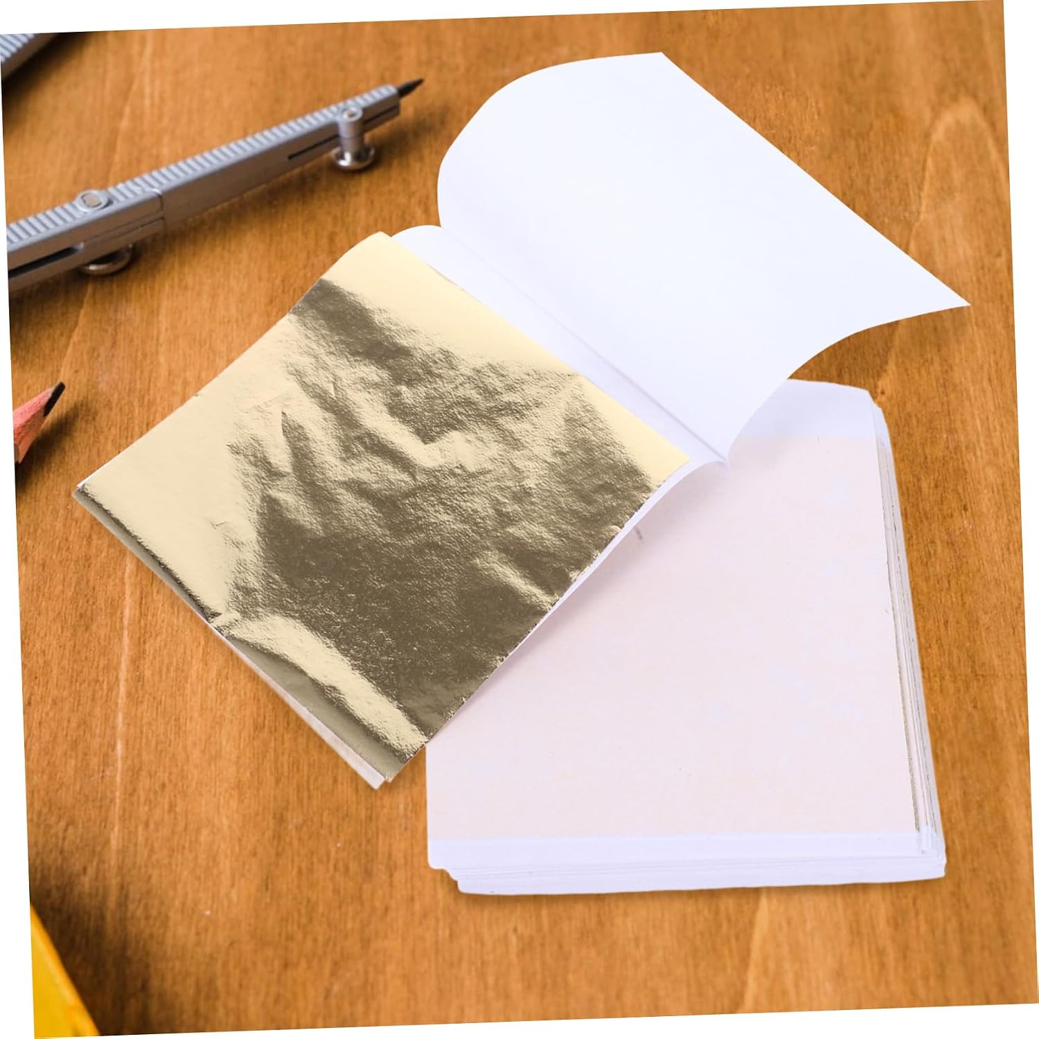 DIYEAH 100pcs Gold Leaf Sheets Kit Art Foil Foil Craft Sheets for Painting Gilding Decorative Crafts Gold Leaf