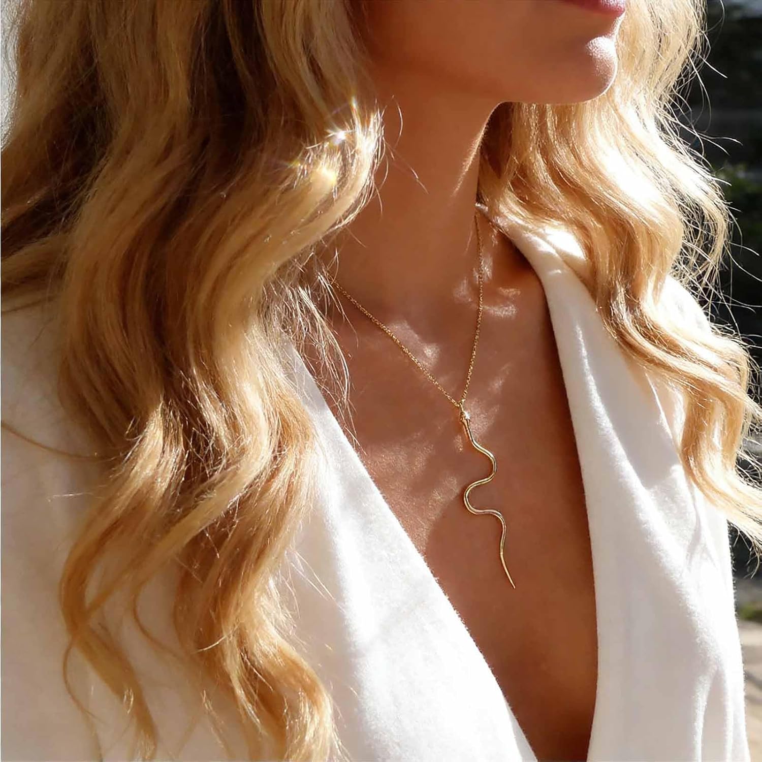 Andelaisi Boho Snake Choker Necklace Vintage Snake Pendant Necklace Gold Serpent Necklaces Minimalist Thin Serpent Chain Necklaces Jewelry for Women - Image 4